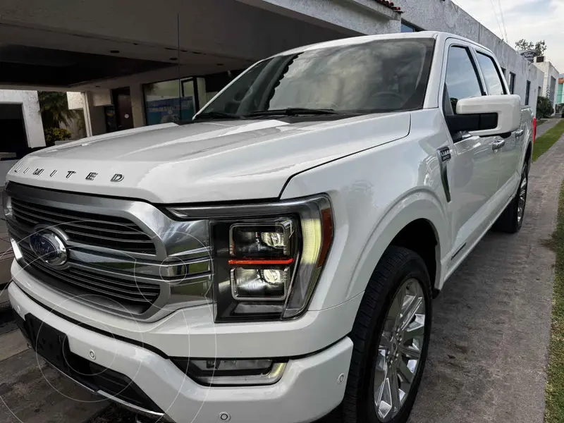 Foto Ford Lobo HEV Limited usado (2023) color Blanco precio $1,080,000