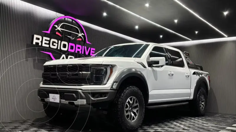Foto Ford Lobo Raptor High usado (2021) color Blanco financiado en mensualidades(enganche $559,960 mensualidades desde $23,643)