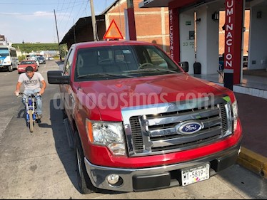 Ford Lobo Cabina Regular XLT 4x2 V8 usado (2010) color Rojo precio $180,000