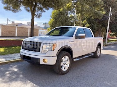 Foto venta Auto Seminuevo Ford Lobo Doble Cabina Lariat 4x2 (2010) color Blanco precio $240,000