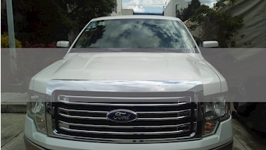 foto Ford Lobo Lariat 4x2 Cabina Doble usado (2013) color Blanco precio $299,000