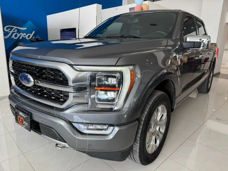 Foto Ford Lobo Platinum usado (2023) color Gris Oscuro financiado en mensualidades(enganche $362,152 mensualidades desde $27,694)