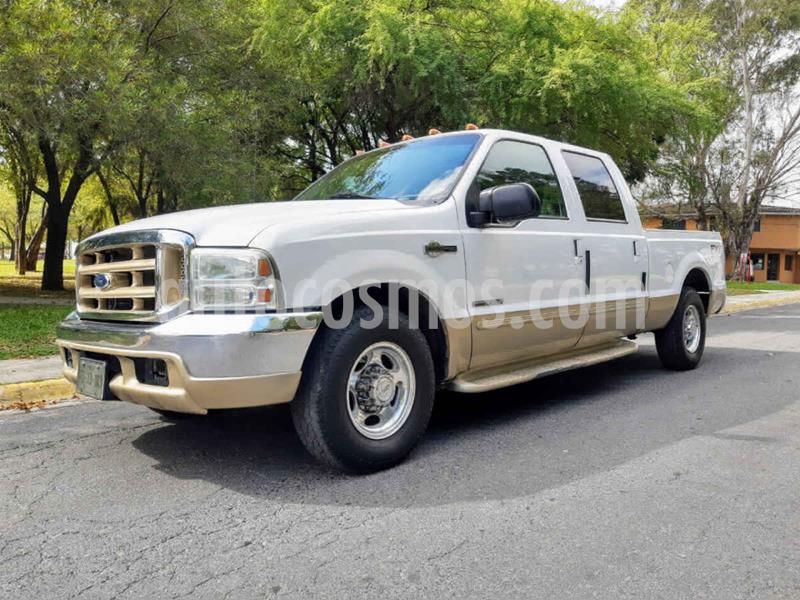 Ford Lobo King Ranch 4x2 usado (2000) color Blanco precio $160,000