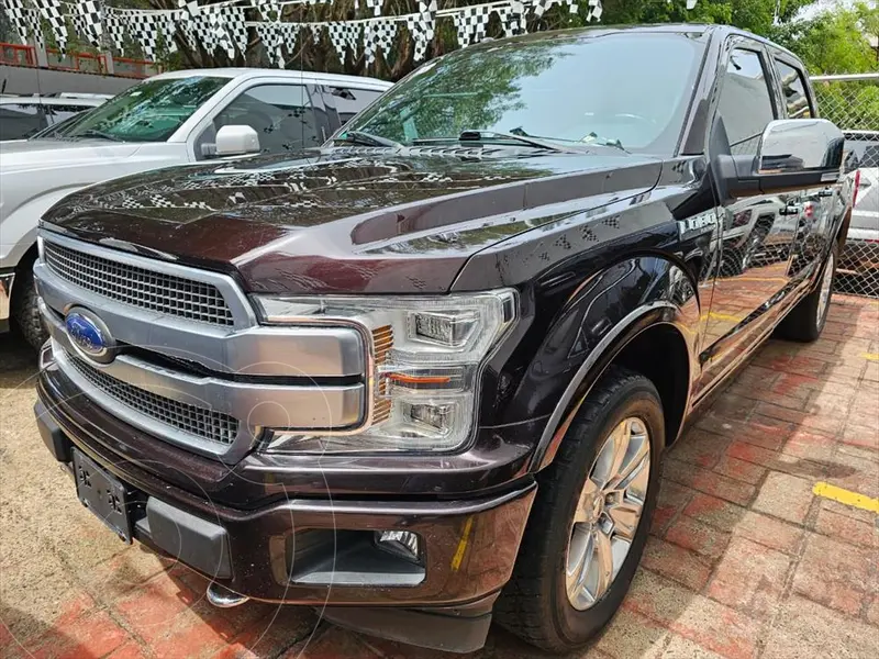 Foto Ford Lobo Platinum Crew Cab 4x4 usado (2018) color Morado precio $759,000