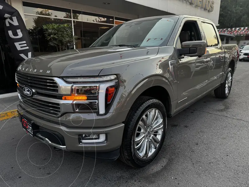 Foto Ford Lobo Platinum usado (2025) color Verde precio $1,695,000