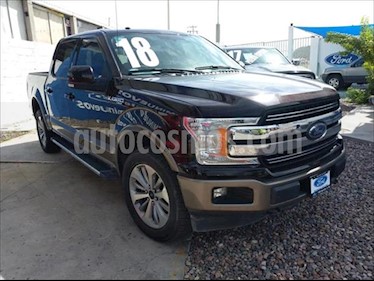 Ford Lobo Lariat Crew Cab 4x4 usado (2018) color Champagne precio $720,000
