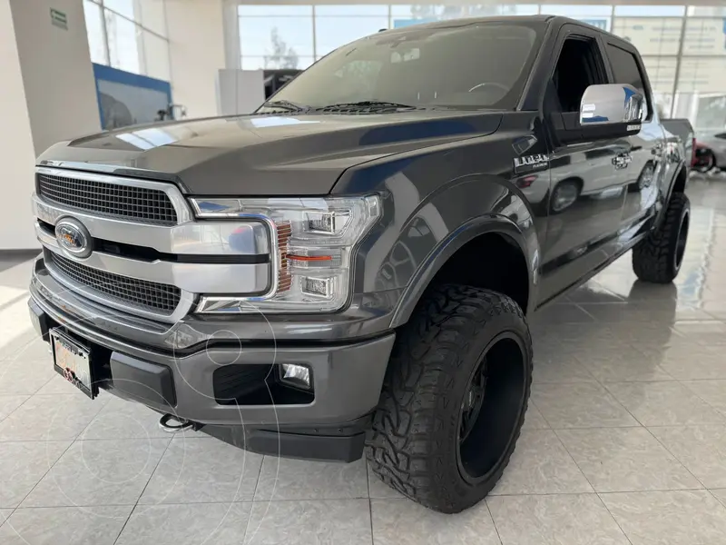 Foto Ford Lobo Doble Cabina Platinum 4x4 usado (2018) color Gris precio $770,000