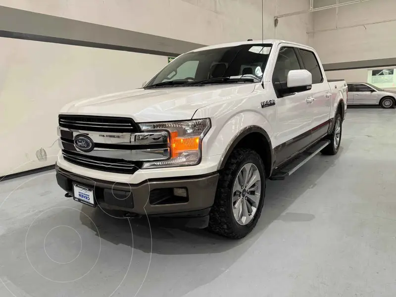 Foto Ford Lobo Doble Cabina Lariat 4x4 usado (2018) color Blanco financiado en mensualidades(enganche $171,985 mensualidades desde $18,261)