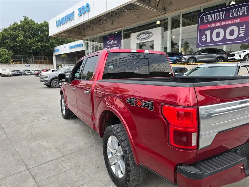Foto Ford Lobo Doble Cabina Platinum 4x4 usado (2019) color Rojo precio $798,000