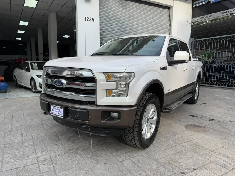 Foto Ford Lobo Doble Cabina Lariat 4x4 usado (2016) color Blanco precio $449,900