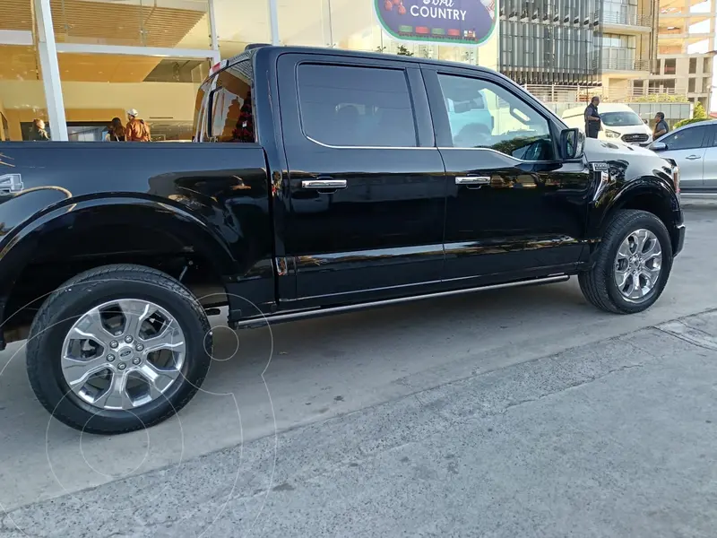 Foto Ford Lobo Platinum usado (2022) color Negro Obsidiana precio $1,198,000