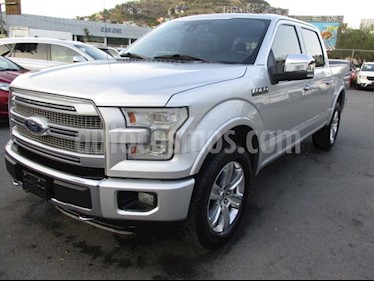 Foto Ford Lobo Cabina Regular XLT 4x4 V8 usado (2018) color Plata precio $508,000