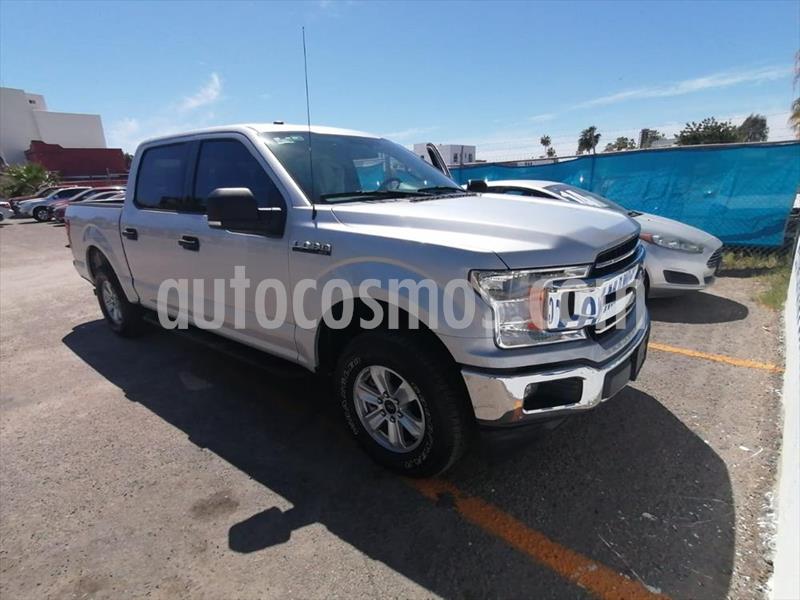 Ford Lobo Doble Cabina XLT 4x2 V8 usado (2018) color Plata precio $660,000