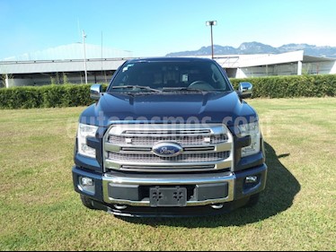 Ford Lobo Doble Cabina Platinum 4x4 usado (2015) color Azul precio $499,900