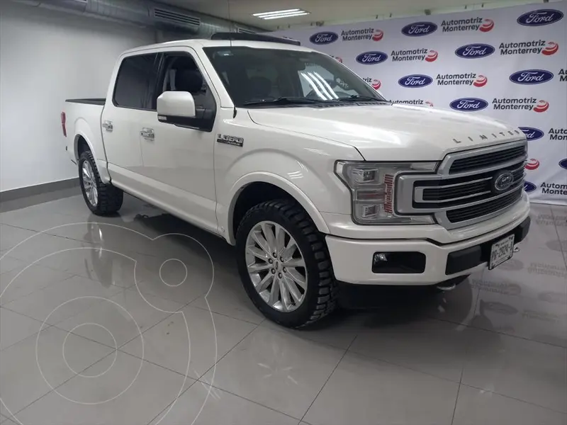Foto Ford Lobo Platinum Crew Cab 4x4 usado (2019) color Blanco precio $1,150,000