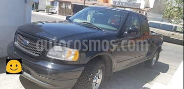 Ford Lobo XLT 4x2 Sup Cab 4.6L usado (2003) color Negro precio $140,000