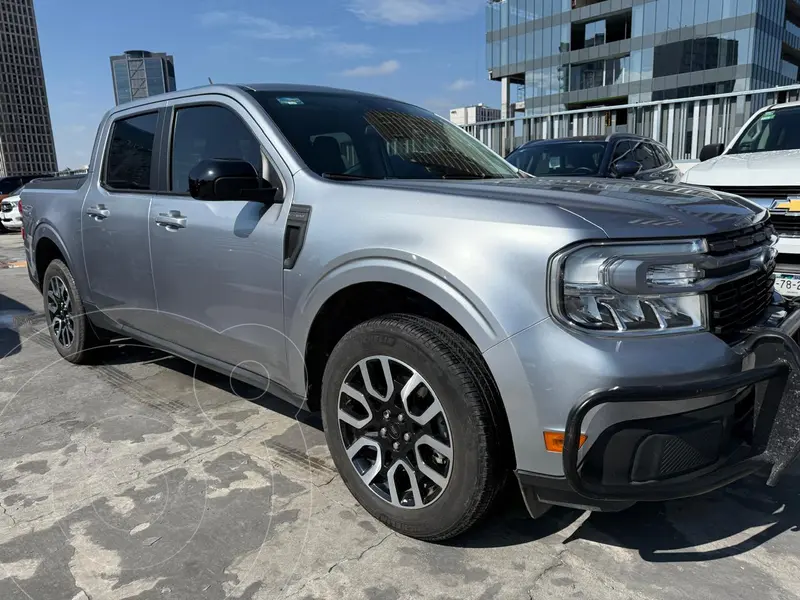 Foto Ford Maverick Lariat usado (2024) color Gris Piedra precio $698,000