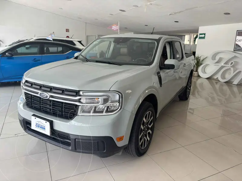 Foto Ford Maverick Lariat usado (2022) color Gris precio $589,000