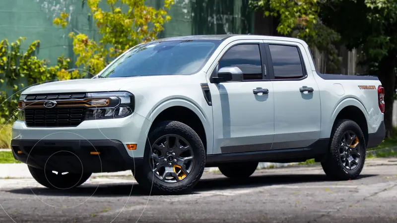 Foto Ford Maverick Lariat usado (2023) color Gris financiado en mensualidades(enganche $73,041 mensualidades desde $15,677)
