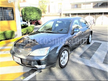 Ford Mondeo 2.5 Trend V6 Aut usado (2004) color Gris precio $69,900
