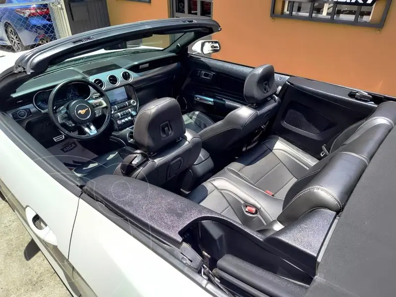 ford mustang-convertible