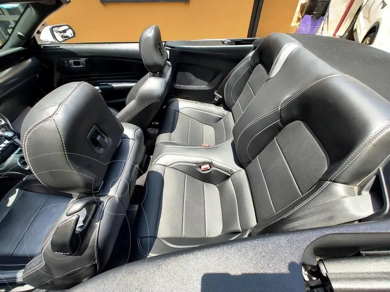 ford mustang-convertible