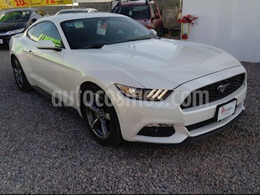 Foto venta Auto usado Ford Mustang CoupA© V6 (2017) color Blanco precio $410,000