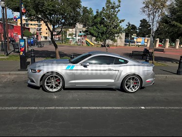 Foto venta Auto usado Ford Mustang Coupe V6 (2015) color Plata precio $400,000
