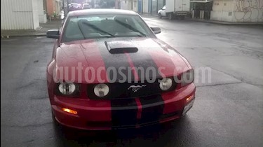 Foto venta Auto Seminuevo Ford Mustang GT 5.0L V8 (2006) color Rojo precio $131,000