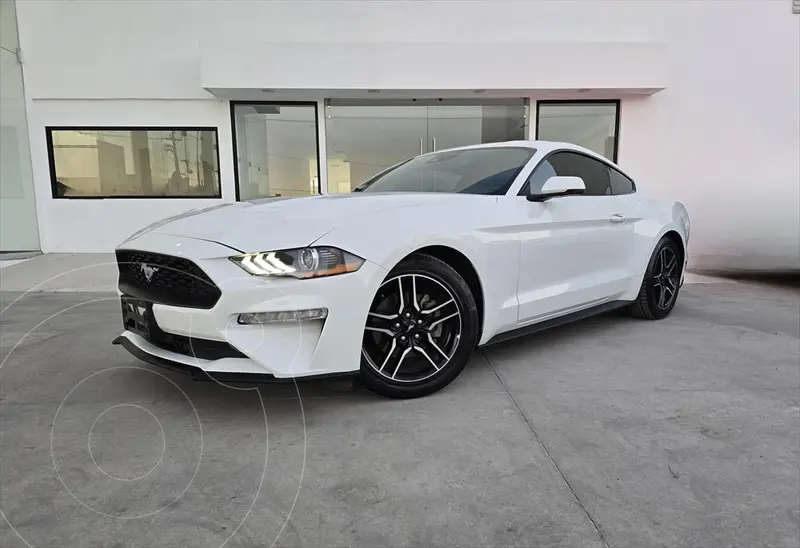 Foto Ford Mustang EcoBoost Aut usado (2022) color Blanco precio $675,000