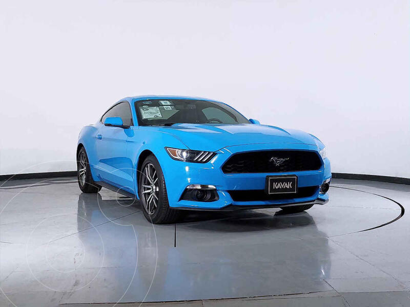 Foto Ford Mustang EcoBoost Aut usado (2017) color Azul precio $485,999