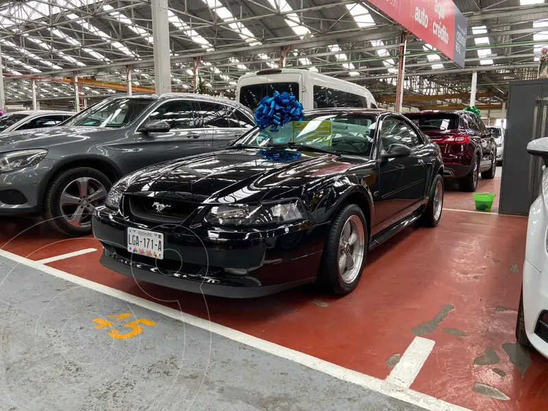 Foto Ford Mustang GT usado (2000) color Negro precio $192,500