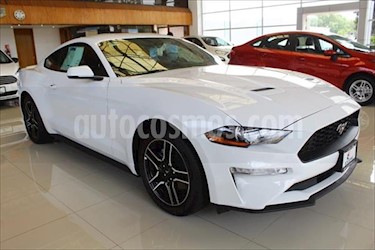 foto Ford Mustang Coupé 2.3L Aut usado (2019) color Blanco precio $677,100