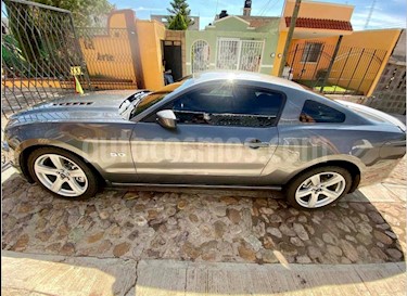 Ford Mustang GT Equipado 5.0L V8 Aut usado (2014) color Gris precio $333,000