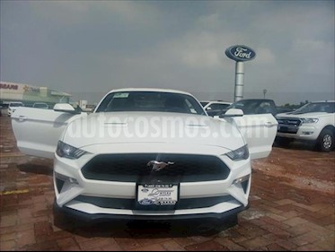 Ford Mustang ECOBOOST AT 2.3L usado (2019) color Blanco precio $560,000