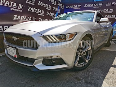 Ford Mustang Coupe V6 Aut usado (2015) color Plata precio $302,000