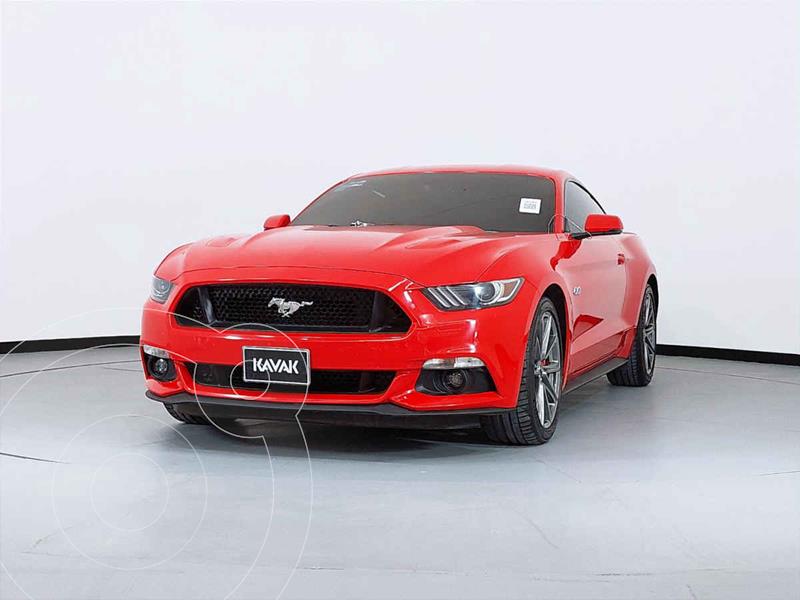 Foto Ford Mustang V8 usado (2017) color Rojo precio $614,999