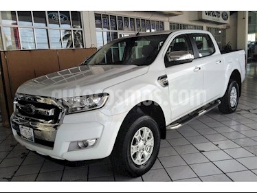 Foto venta Auto Seminuevo Ford Ranger 4 PTS. XLT CREW CAB, L4, TM5, A/AC., VE, RA (2017) color Blanco precio $345,000