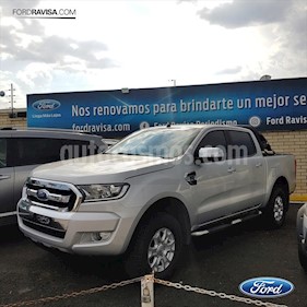 Ford Ranger XLT GAS CREW CAB usado (2017) color Plata precio $319,000