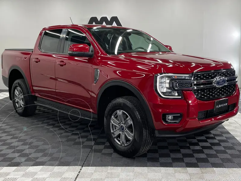 Foto Ford Ranger XLT Gasolina 4x2 usado (2024) color Rojo precio $755,999