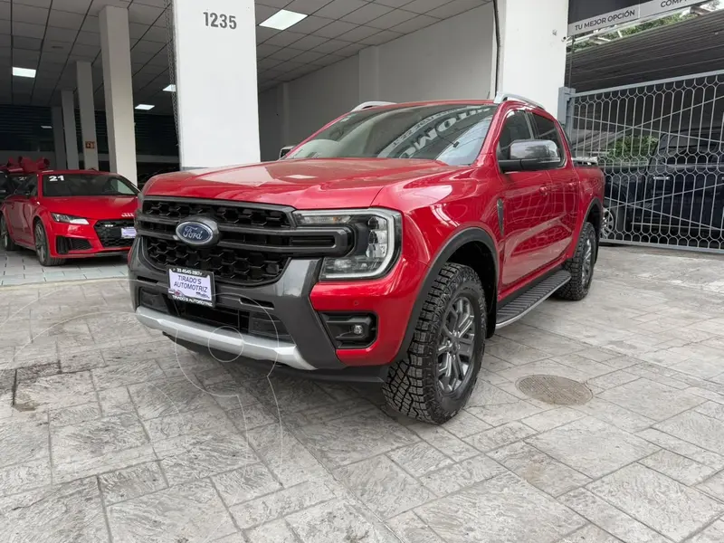 Foto Ford Ranger Wildtrak Gasolina 4x4 usado (2024) color Rojo Cerezo precio $729,900