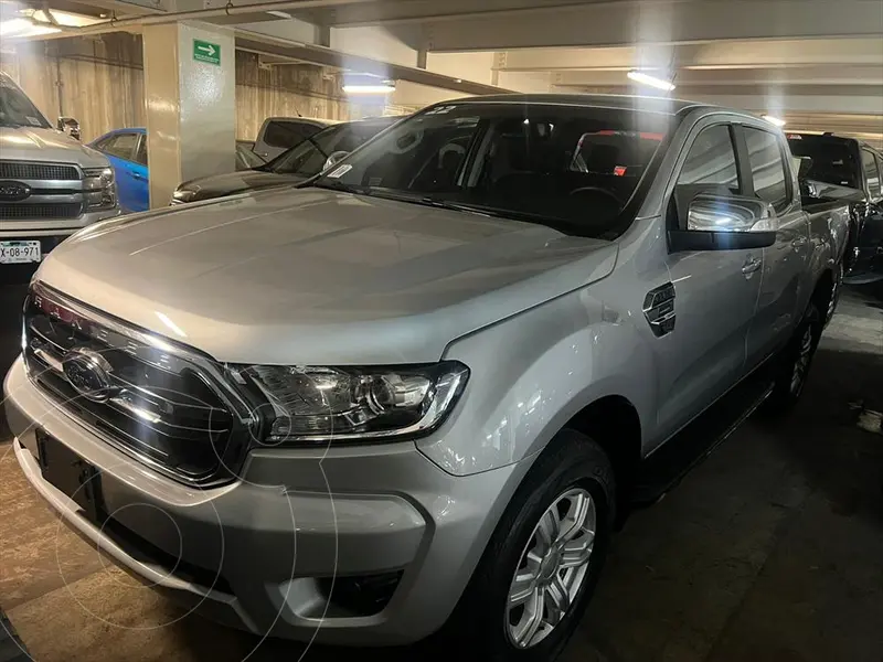 Foto Ford Ranger XLT Gasolina 4x2 usado (2022) color Plata precio $598,000