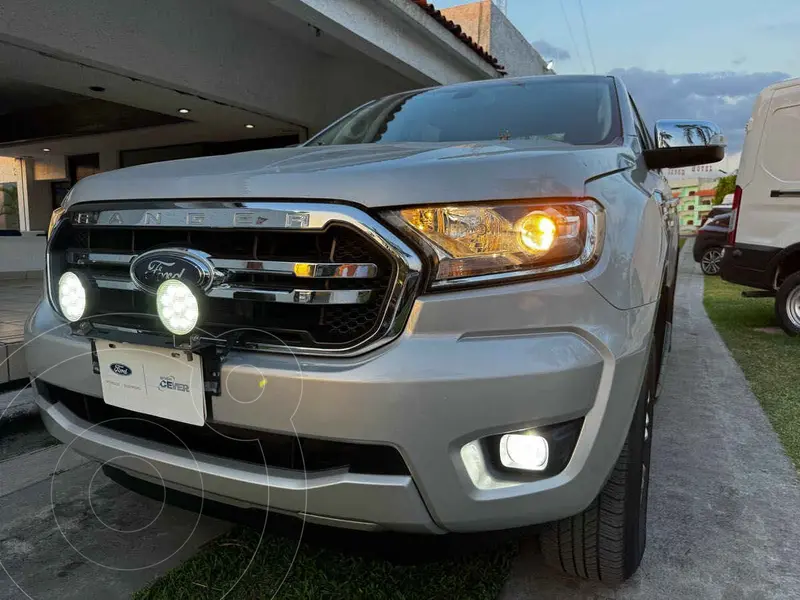 Foto Ford Ranger XLT Gasolina 4x2 usado (2022) color Plata precio $570,000