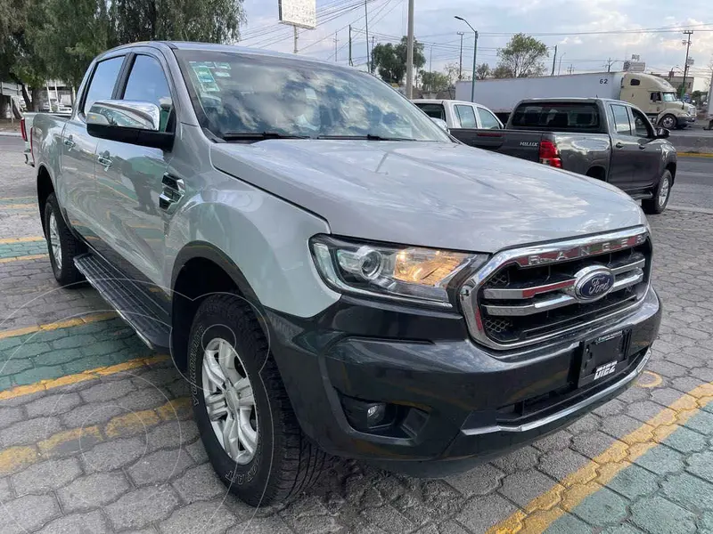 Foto Ford Ranger XLT Gasolina 4x2 usado (2022) color Plata precio $470,000