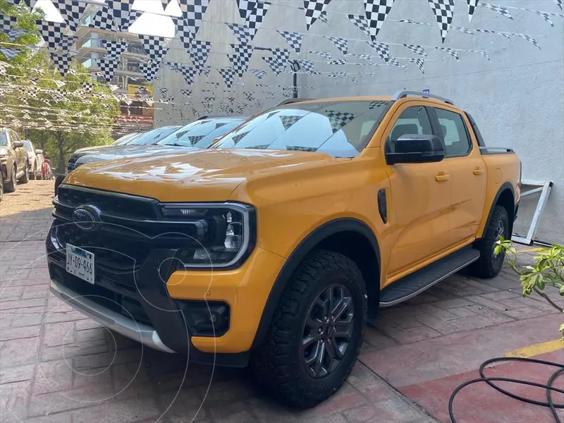 Foto Ford Ranger Wildtrak Gasolina 4x4 usado (2023) color Amarillo precio $790,000