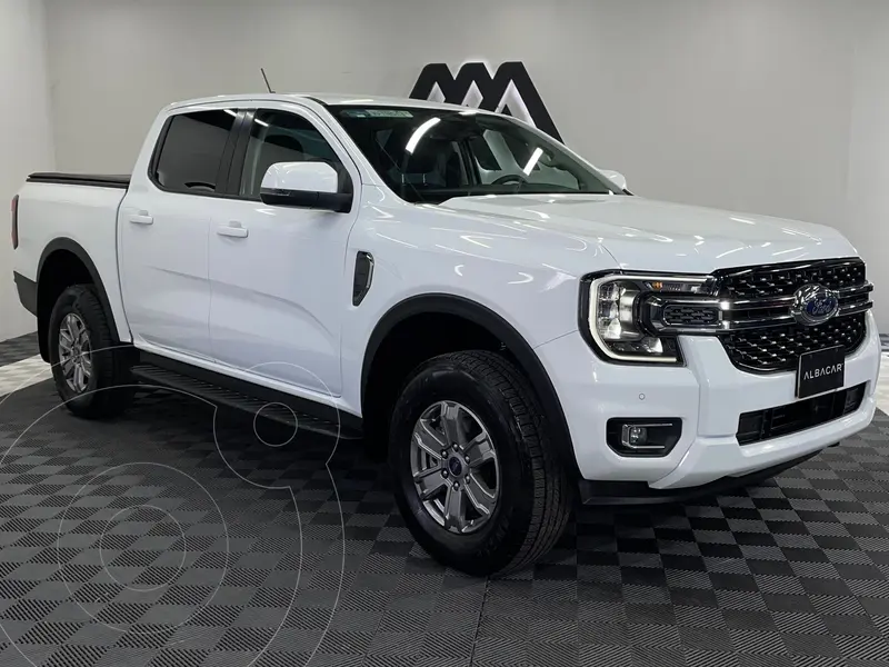 Foto Ford Ranger XLT Gasolina 4x2 usado (2024) color Blanco precio $689,999