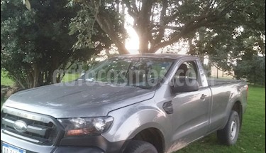 foto Ford Ranger XL 2.5L 4x2 CS usado (2017) color Gris Oscuro precio $710.000