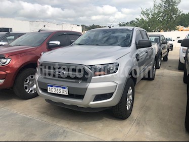 foto Ford Ranger XLS 3.2L 4x4 TDi CD 2015/2016 usado (2018) color Plata Metalizado precio $1.490.000