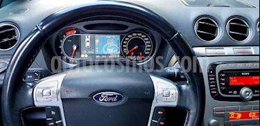 Ford S-Max Titanium Aut usado (2011) color Negro precio $380.000