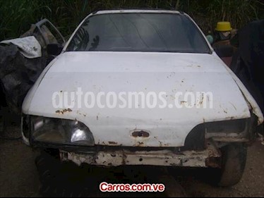 Ford Sierra 300 CS V6 2.8 usado (1988) color Blanco precio u$s200